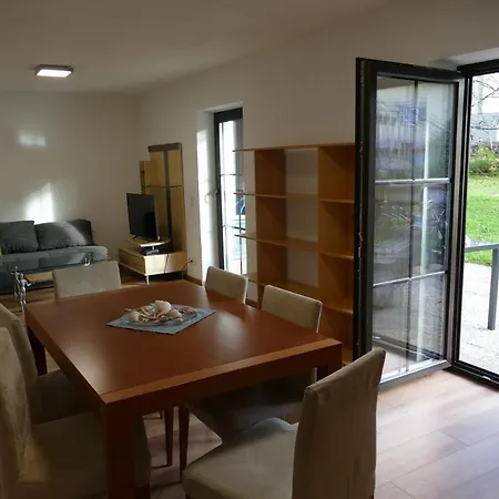 Baumgartner - Apartament *